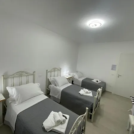 Casa Nina 2 Gæstehus *